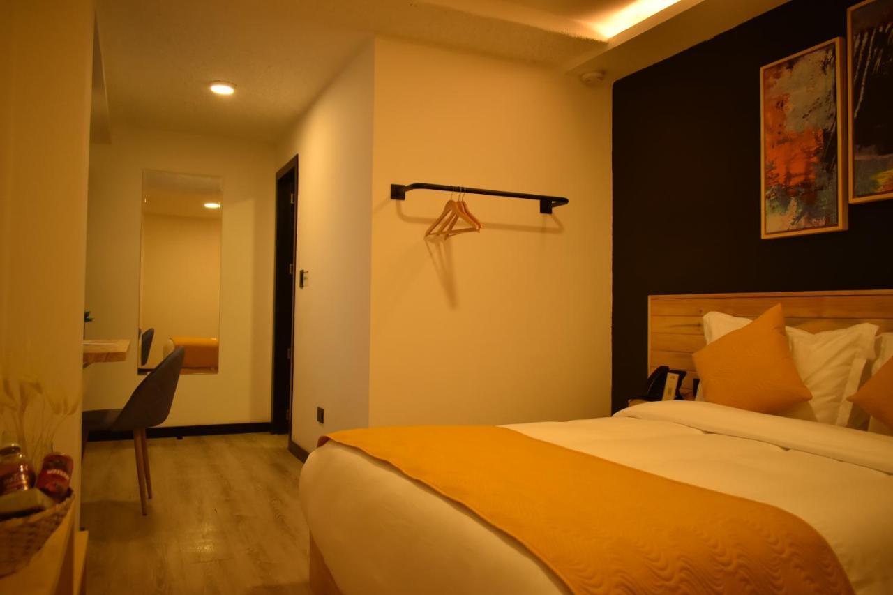 Hotel Vaway Cuenca Exteriör bild